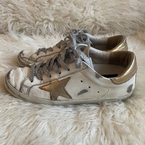 Golden Goose Sneakers